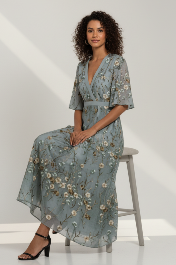 GRACE | ELEGANT V-NECK BELTED BOHO DRESS