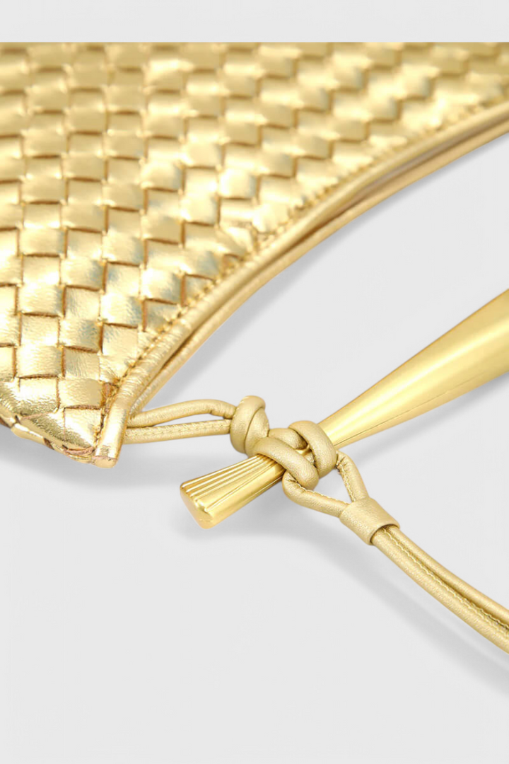 GERDA | WOVEN BAG WITH GOLDEN HANDLE